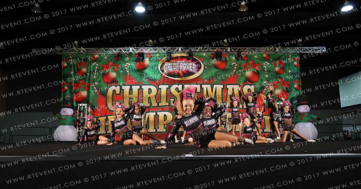Diamonds All Stars Covergirls · American Cheer Power Gatlinburg