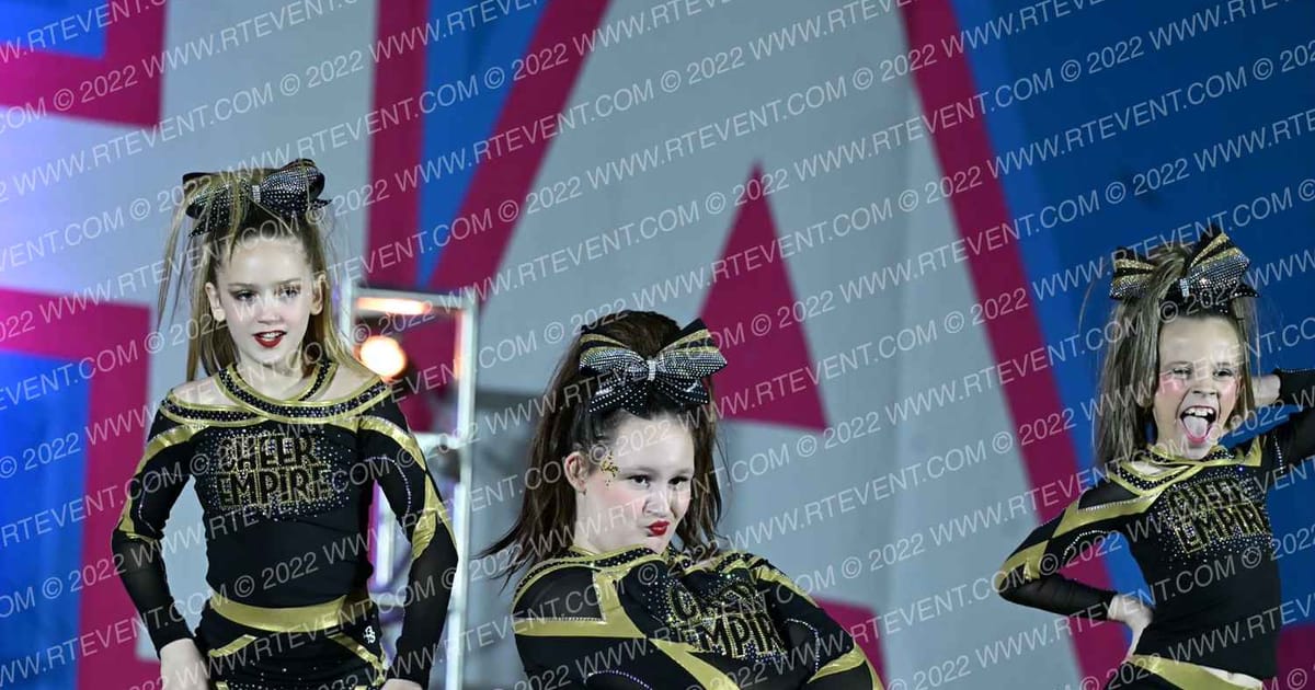 Cheer Empire Monarch · Aloha Indy