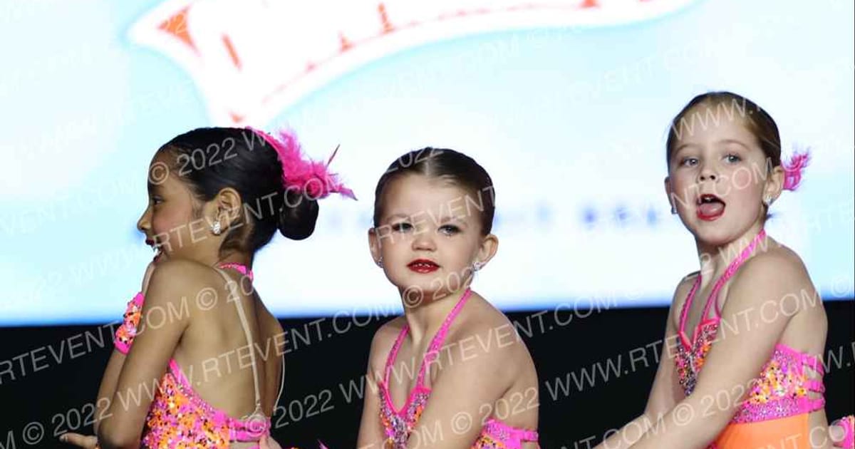Lake Country Dance Studio Hot Wings · ASCS Dance Grand and Cheer Nationals
