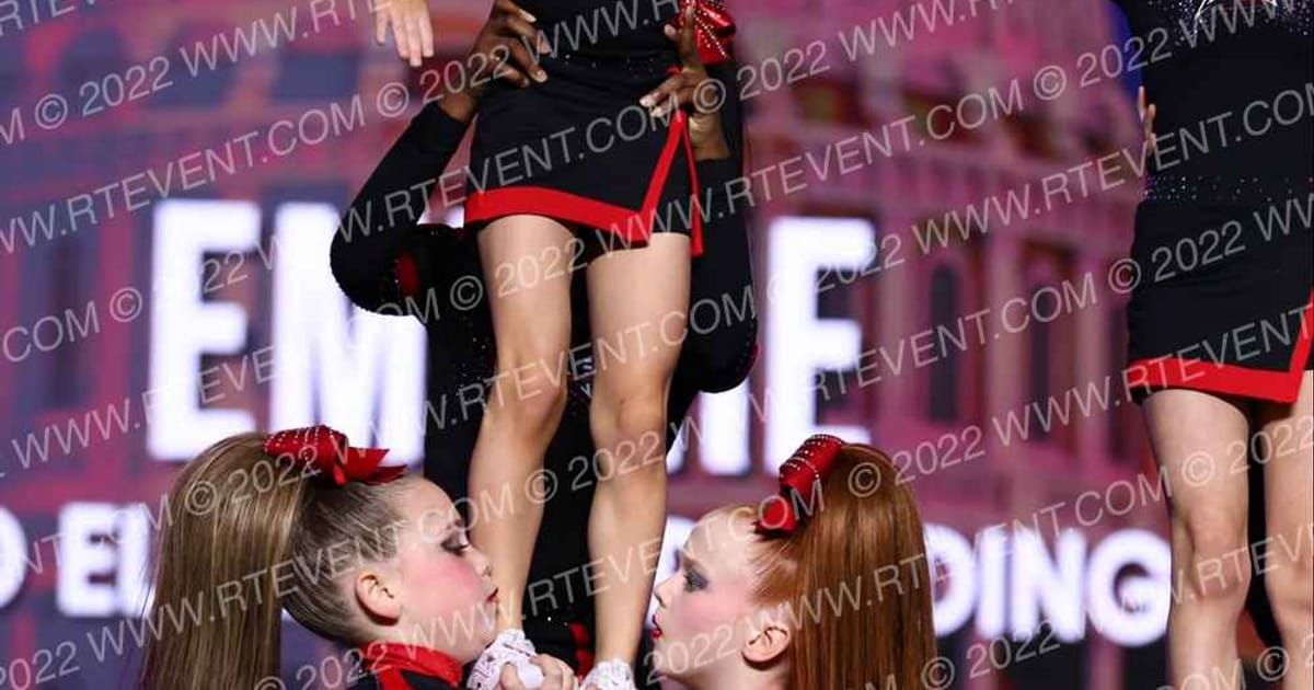 Red Elite Cheerleading Empire · Coastal at the Capitol Super Nationals