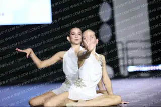 Iowa Elite Dance Team Alyse Besler & Ambrielle Besler