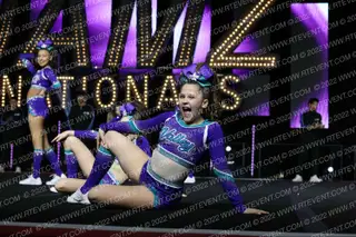 VALLEY CHEER STARSTRUCK
