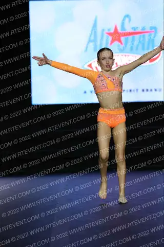 Iowa Elite Dance Team Alyse Besler