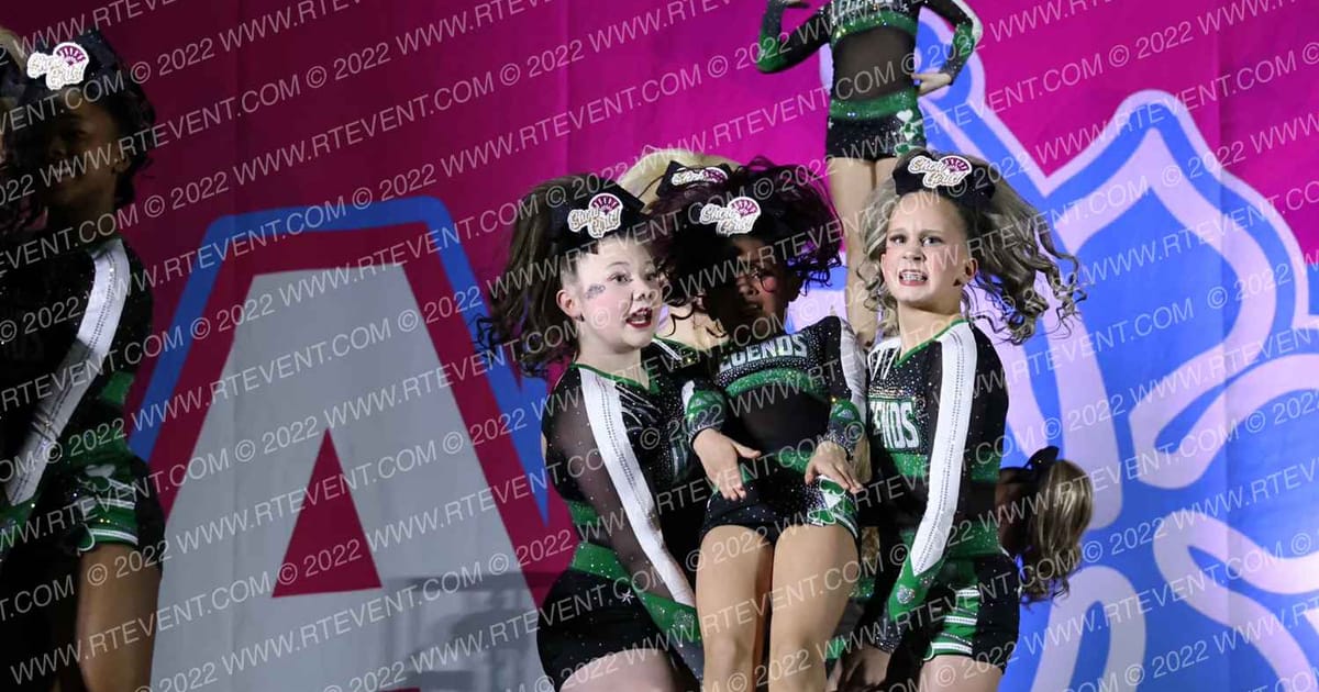House of Legends Showgirls · Aloha Indy
