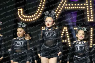 VIBE CHEER ICE QUEENS