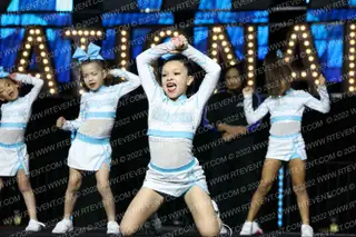 MAYANS CHEER AND DANCE GLIMMER