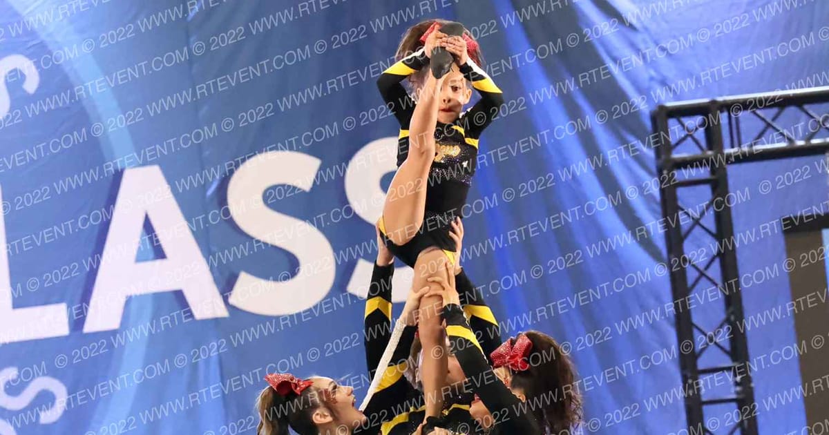 Rogue Athletics Kiss · West Coast Crown