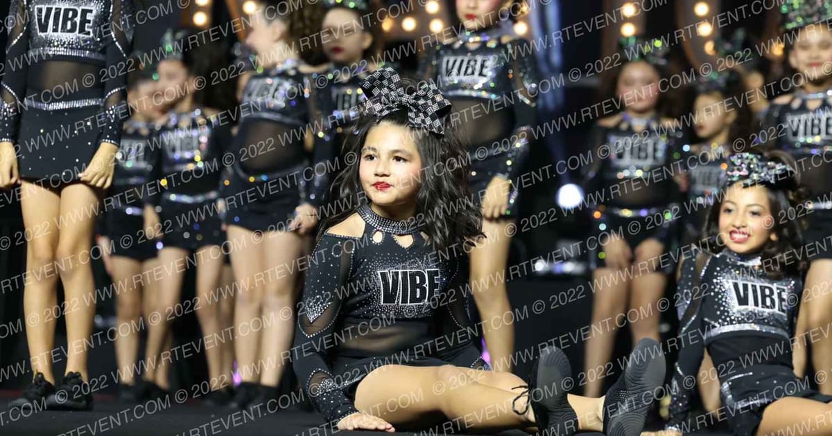VIBE CHEER MISS REIGN · NA Nationals