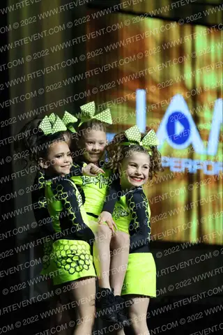 ELITE HIVE CHEER QUEEN BEES