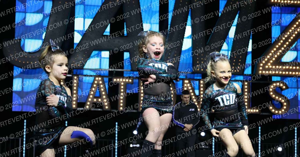 TRIPLE CROWN DYNASTY TIARAS · NA Nationals