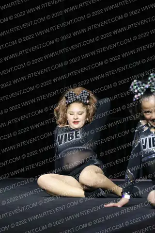VIBE CHEER ONYX
