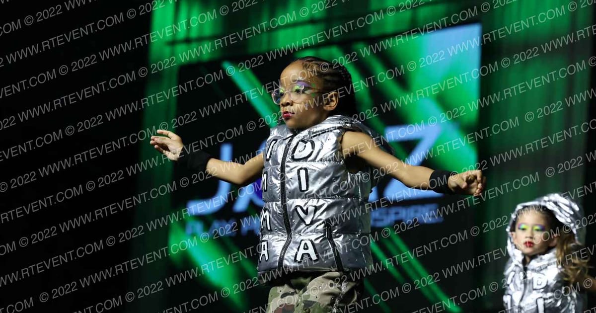 DIVAS OF COMPTON MINIS HIP HOP · NA Nationals