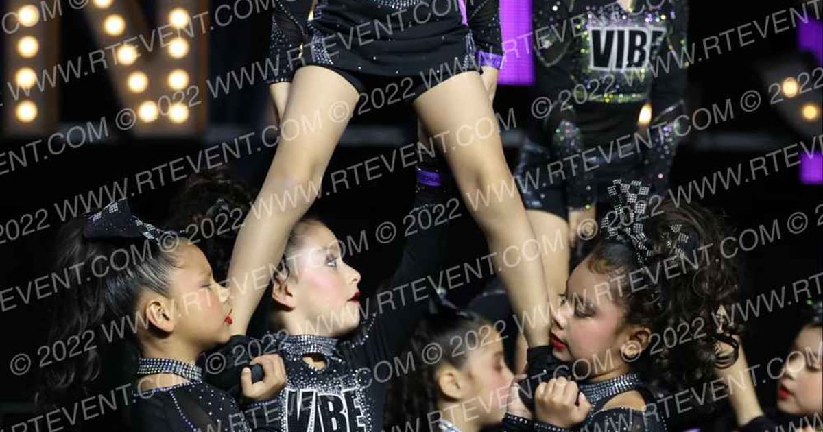 VIBE CHEER VIXENS · NA Nationals