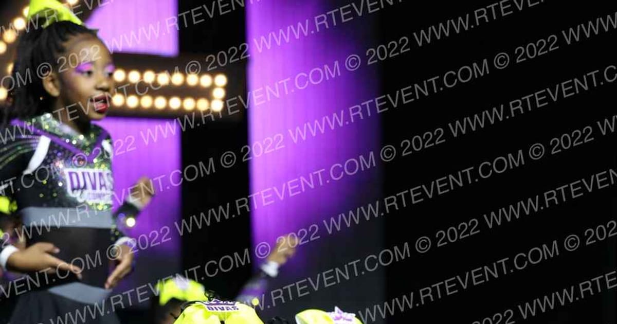 DIVAS OF COMPTON SHINING STARZ · NA Nationals