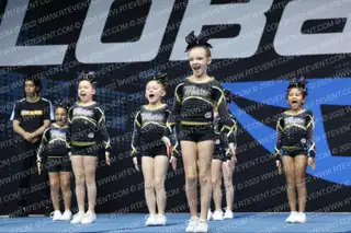 MONROE WOLVERINES QUEENS