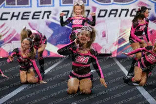 30 A ELITE Glam Girls