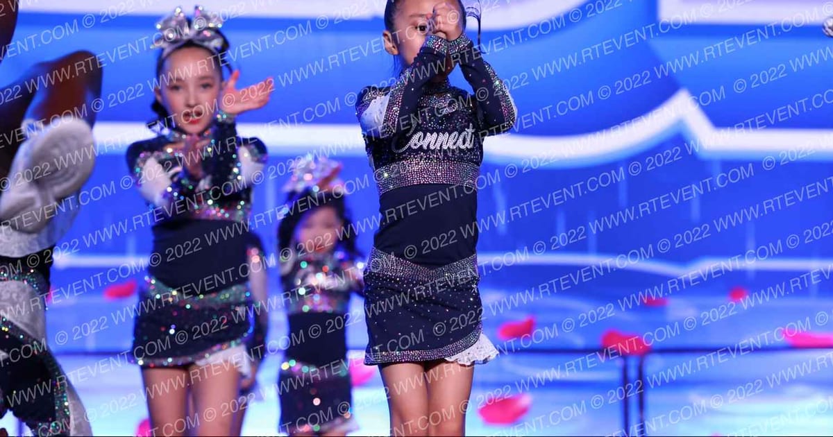 Connect Cheer Northwest Glitter · PacWest Grand Nationals
