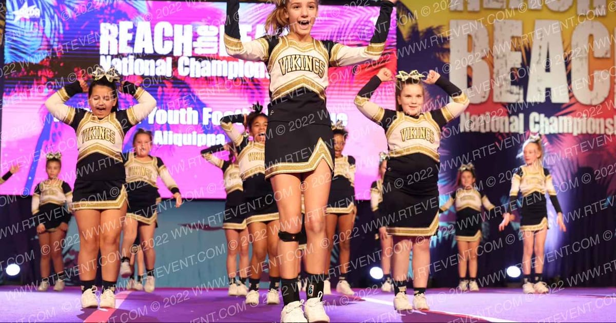 Hopewell Youth Football League Blue Baddies · ACDA Reach the Beach Rec NATIONALS