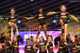 Hornets Competitive Cheerleading Boss Bees
