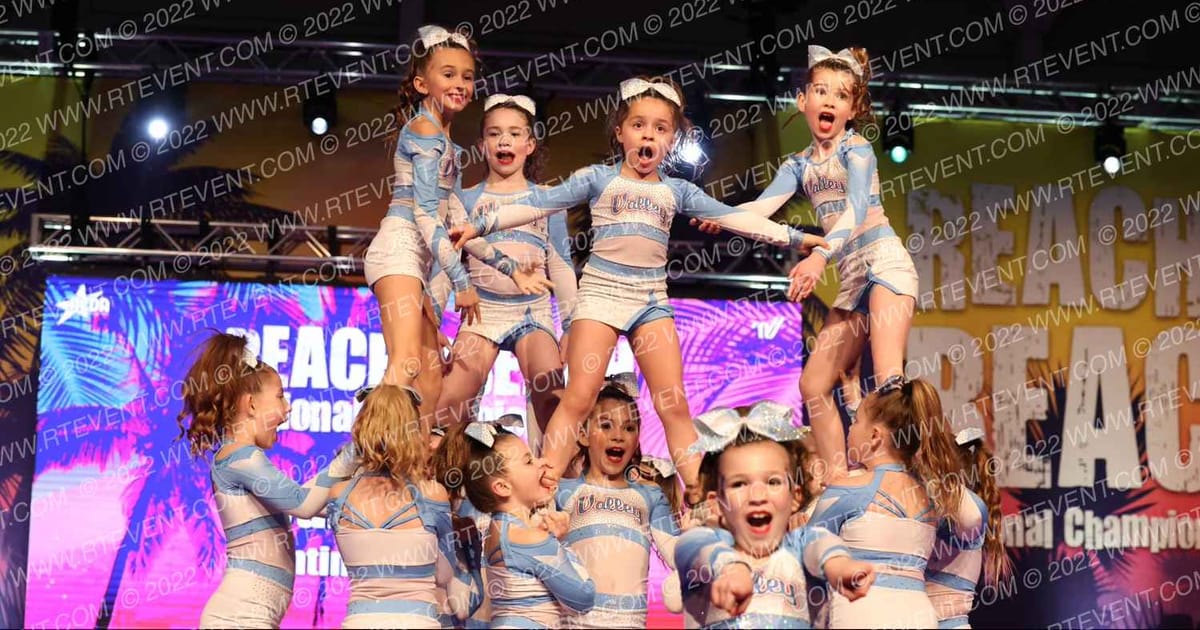 Valley Cheer FLY GIRLS · ACDA Reach the Beach Rec NATIONALS