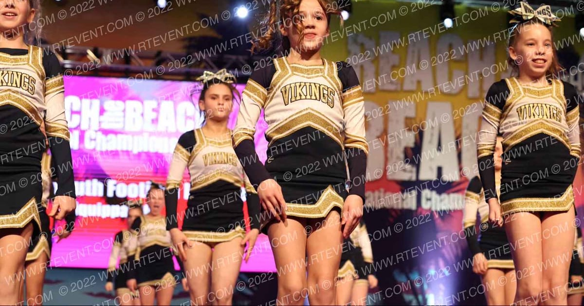 Hopewell Youth Football League Mighty Queens · ACDA Reach the Beach Rec NATIONALS