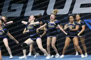 LYNDHURST SENIOR BLACK