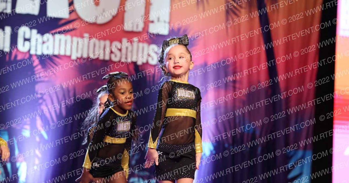 Hornets Competitive Cheerleading Honey Bees · ACDA Reach the Beach Rec NATIONALS
