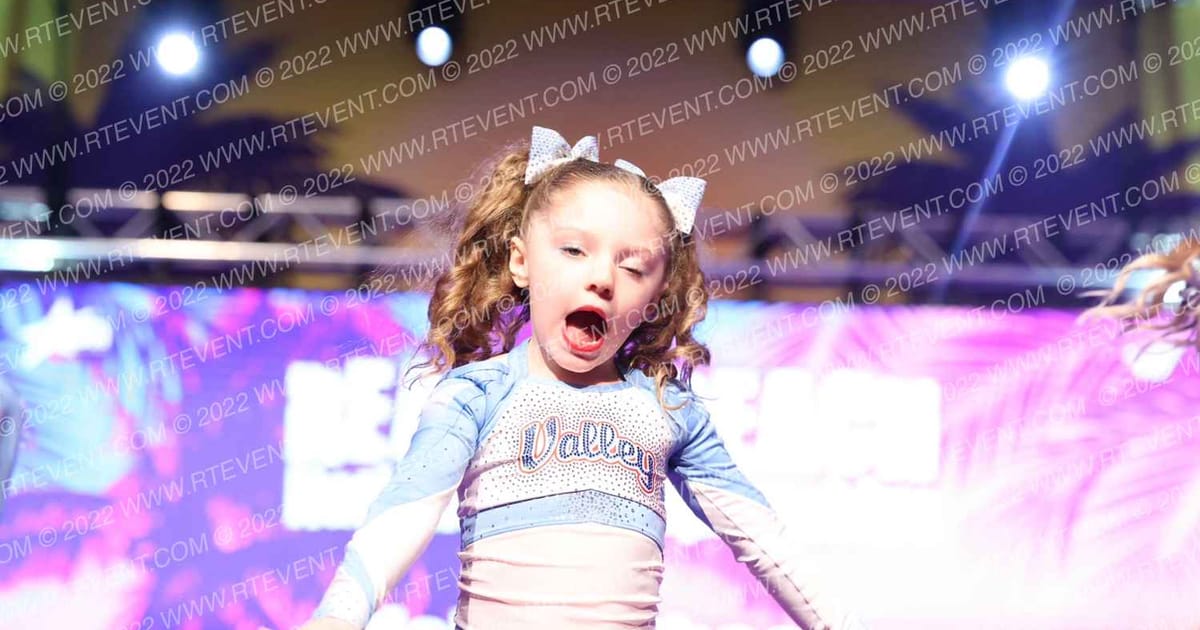 Valley Cheer GLITTERBOMBS · ACDA Reach the Beach Rec NATIONALS