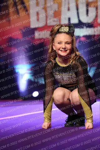 Hornets Competitive Cheerleading Boss Bees