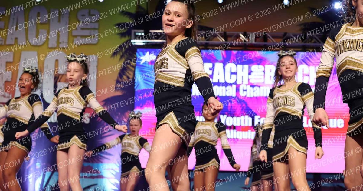 Hopewell Youth Football League Mighty Queens · ACDA Reach the Beach Rec NATIONALS
