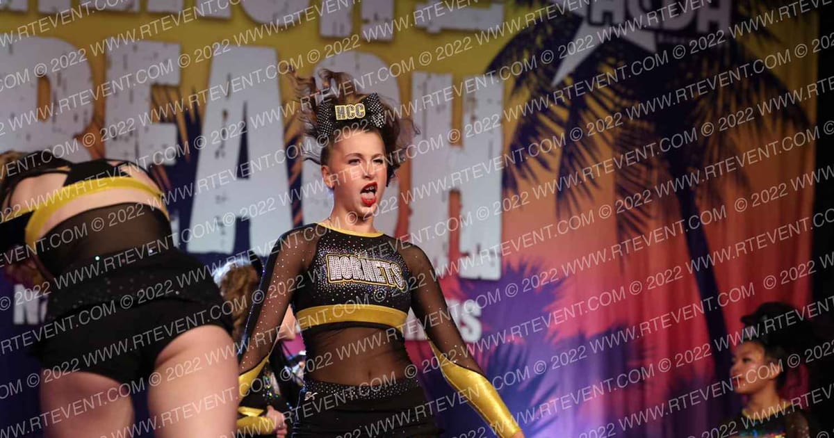 Hornets Competitive Cheerleading Venomous · ACDA Reach the Beach Rec NATIONALS