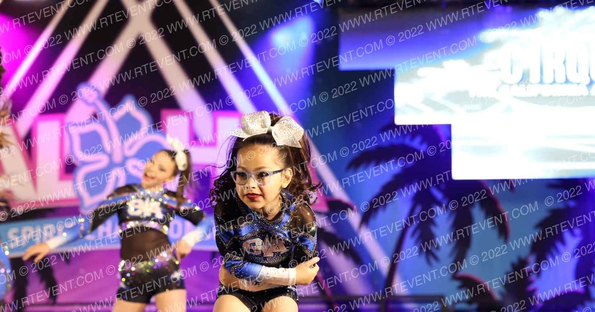 The California All Stars-Las Vegas C1RQUE · Aloha Grand Nationals DIDII