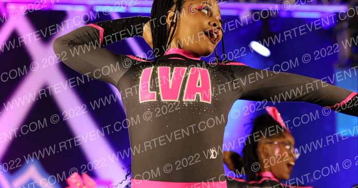Las Vegas All Stars VIOLET · Aloha Grand Nationals DIDII