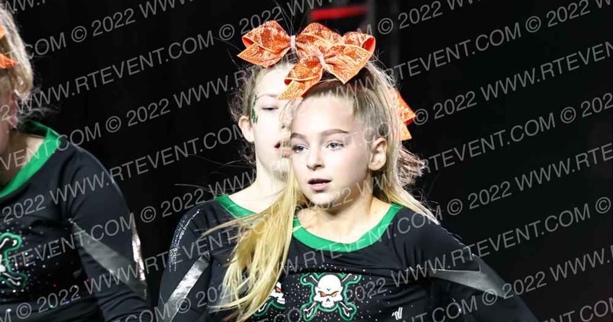 Iowa Elite Cheer - CR Revenge · GLCC Grand Nationals