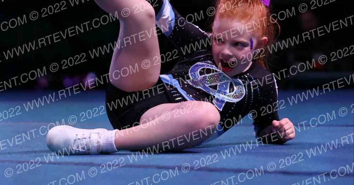 Premier Athletics - Knoxville West Shark Bitez · The American Royale Sevierville Nationals DIDIIV