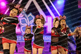 Starstruck Showstoppers