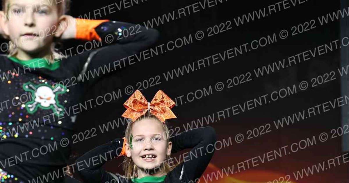 Iowa Elite Cheer - CR Menace · GLCC Grand Nationals
