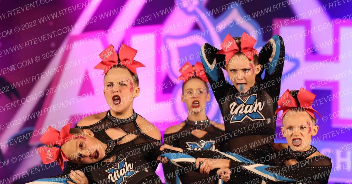 Utah Xtreme Cheer Junior Mafia · Aloha Grand Nationals DIDII