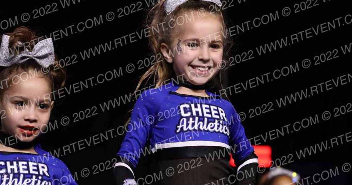 Cheer Athletics - Chicago Sparklers · GLCC Grand Nationals