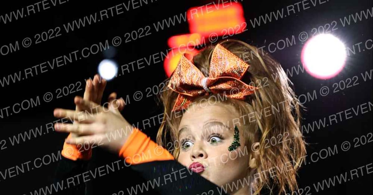 Iowa Elite Cheer - Des Moines Skelly Squad · GLCC Grand Nationals