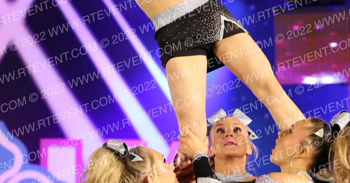 Champion Cheer Lady Light · Aloha Grand Nationals DIDII