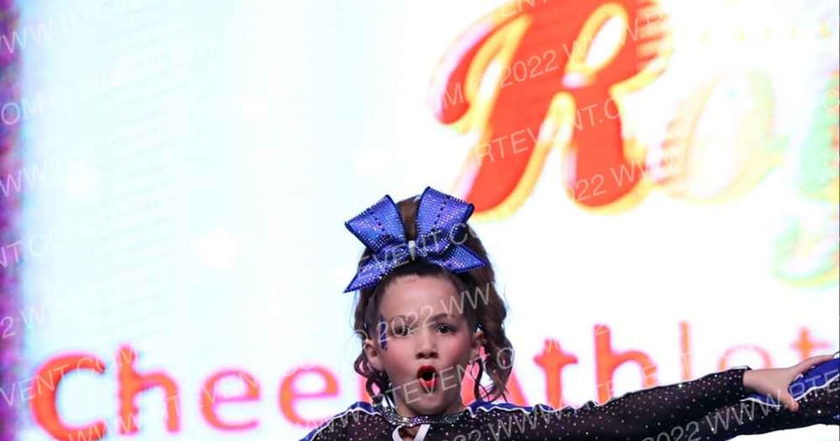 Cheer Athletics - Charlotte PremierCats · The American Royale Sevierville Nationals DIDIIV