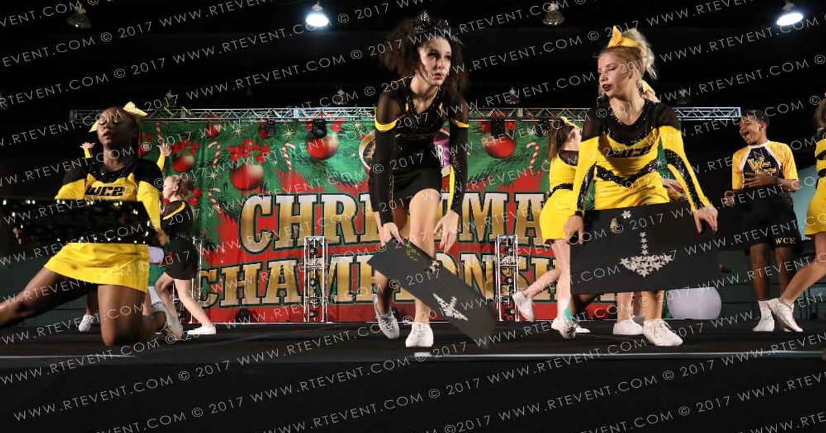 World Cheer Elite Diamondbacks · American Cheer Power Gatlinburg