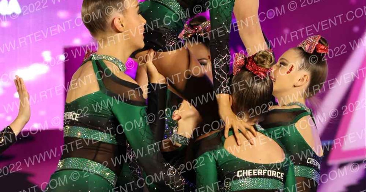 CheerForce Arizona VTACH · Aloha Grand Nationals DIDII