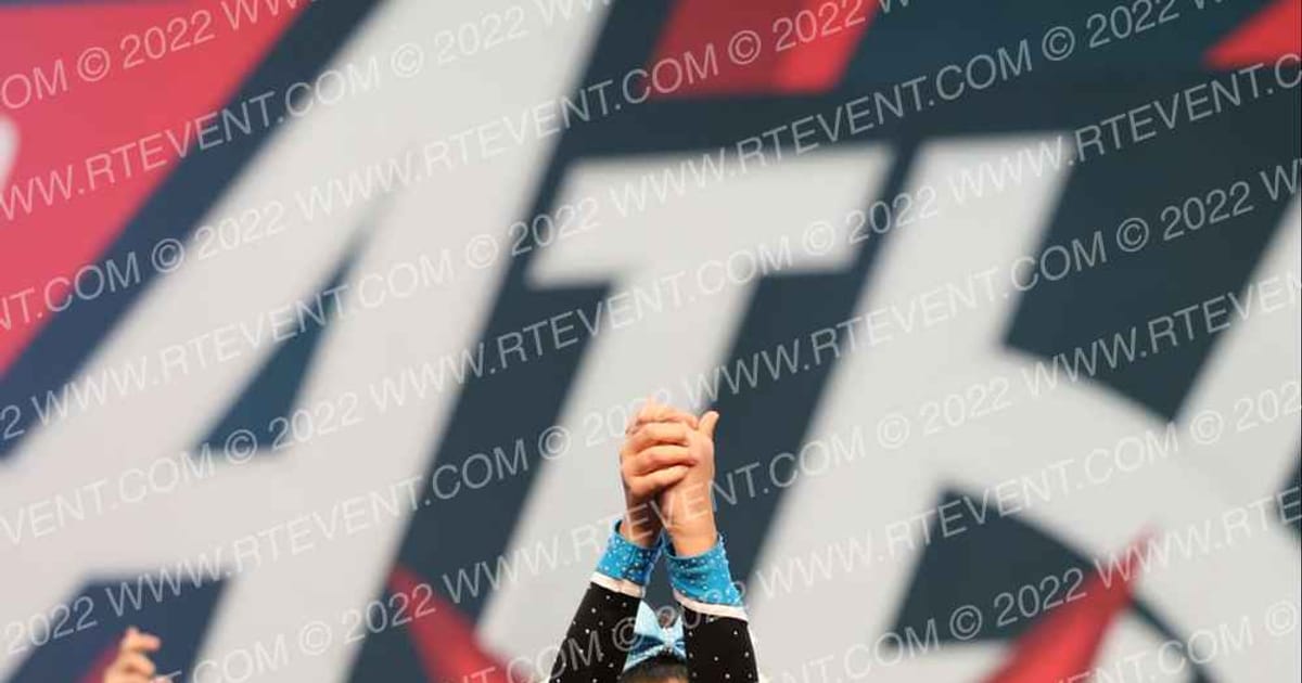 Gravity Cheer Starbursts · MidAtlantic Grand Nationals