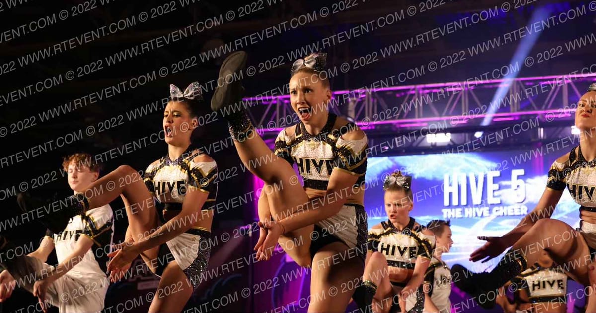 The Hive Cheer HIVE 5 · Aloha Grand Nationals DIDII