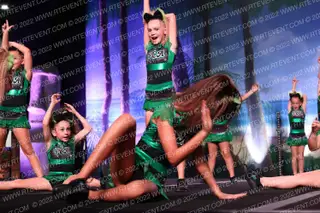Power Cheer! Lady Leopards