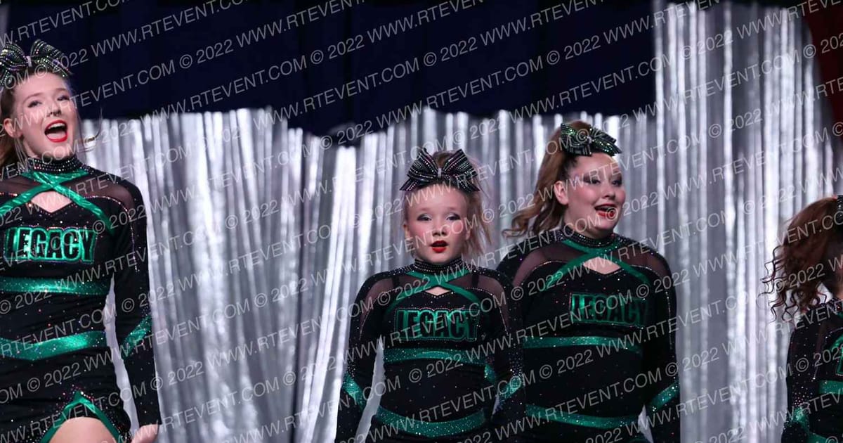Legacy Xtreme All Stars EMERALD REIGN · The American Royale Sevierville Nationals DIDIIV