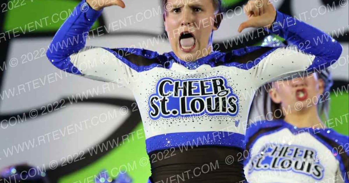Cheer St Louis Reign · Double Down St Louis Nationals