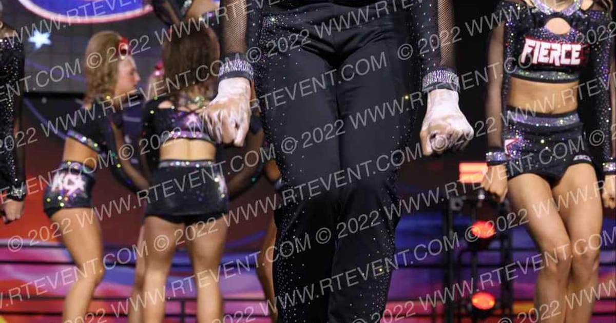 KC Cheer FIERCE FIVE · GLCC Grand Nationals